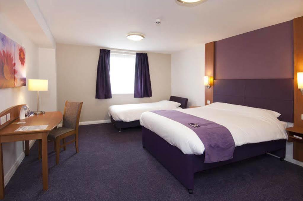 Premier Inn London Dagenham Exterior foto